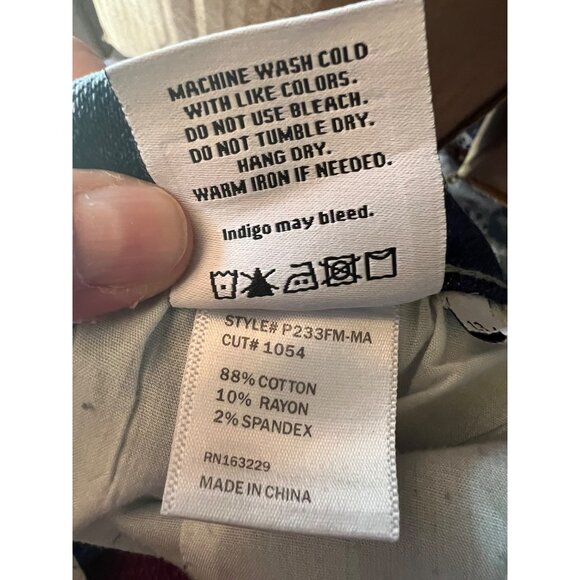 Petra 153 Jeans Distressed High-Rise Flare-Leg Jeans size 13/30 acid wash button - Picture 11 of 11